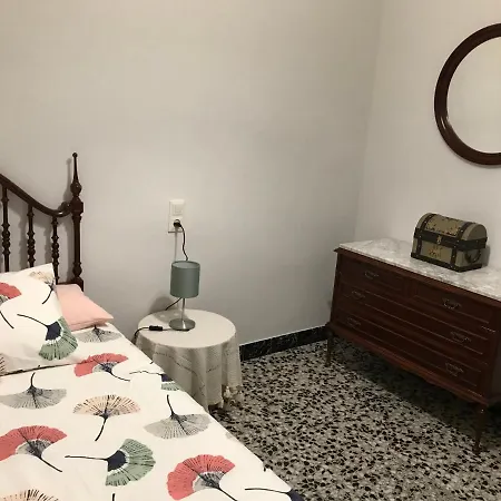 Bonito Piso En El Centro De * Benaguacil